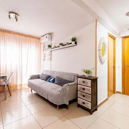 Apartamento En El Centro A Un Minuto De La Playa Benidorm Exterior photo