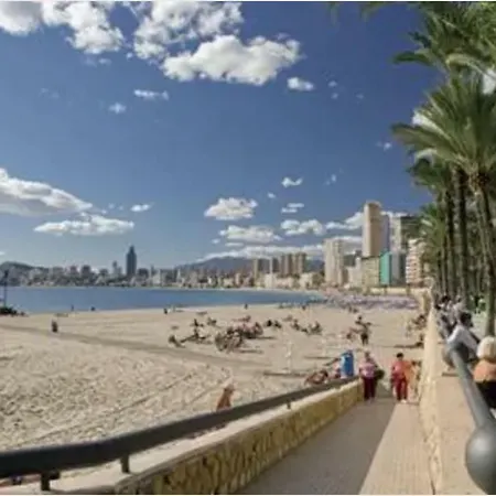 Apartamento En El Centro A Un Minuto De La Playa Benidorm Exterior photo